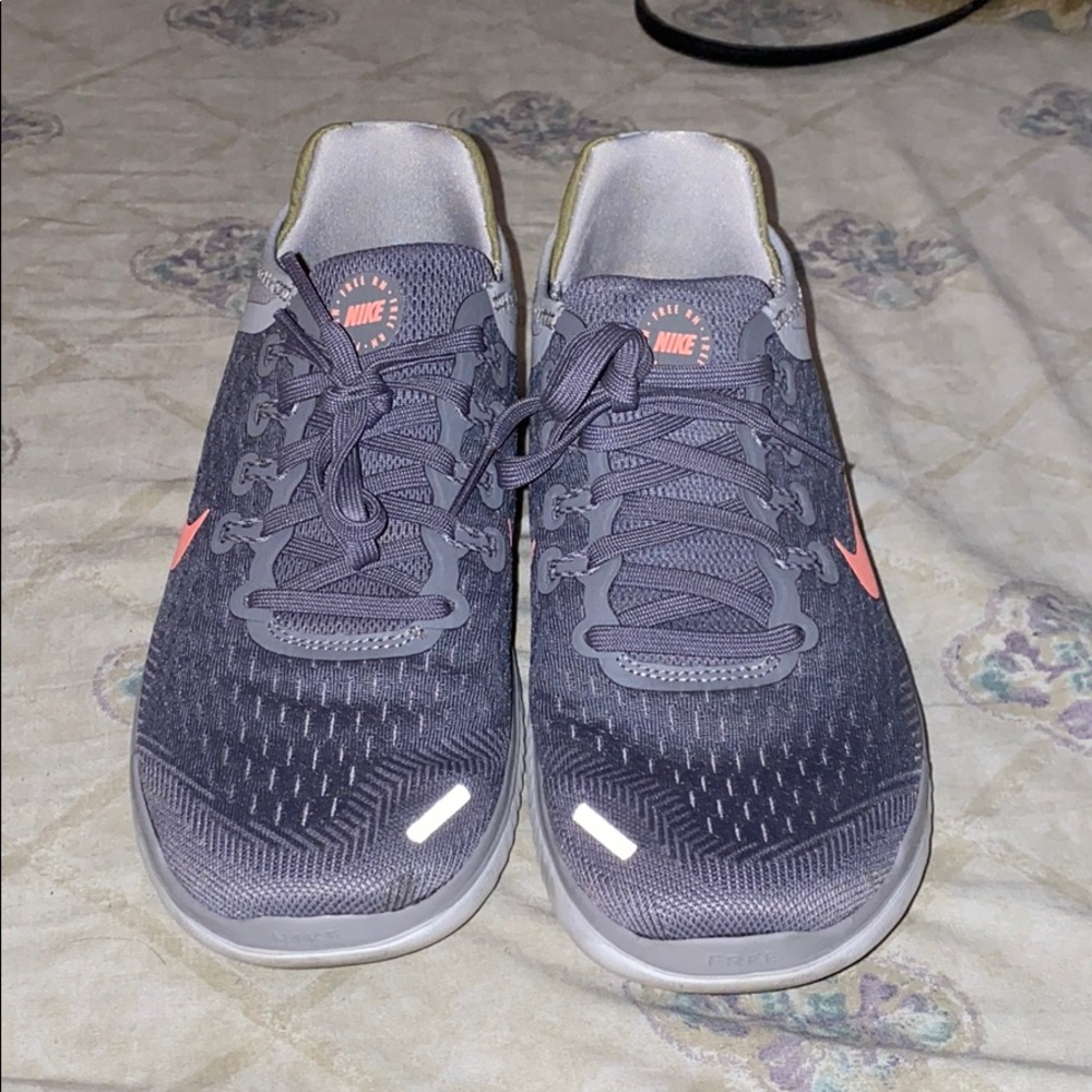 NIKE FREE RN WOMENS SIZE 7.5